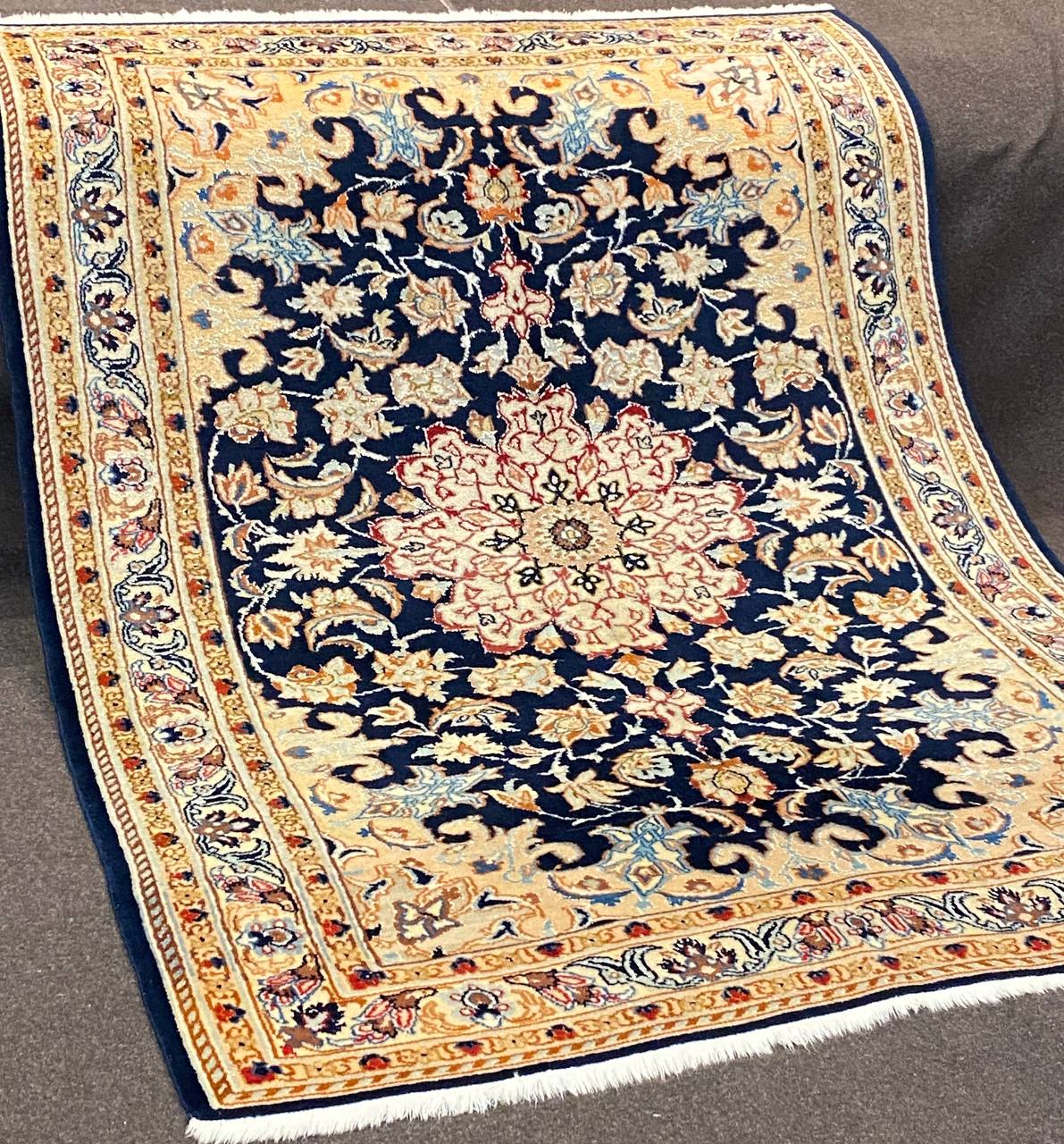 Tappeto Persiano Isfahan 140 x 106 cm - immagine 2
