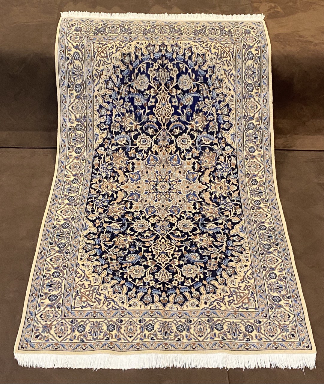 Tappeto Persiano Nain 9 la 218 x 123 cm (Venduto)