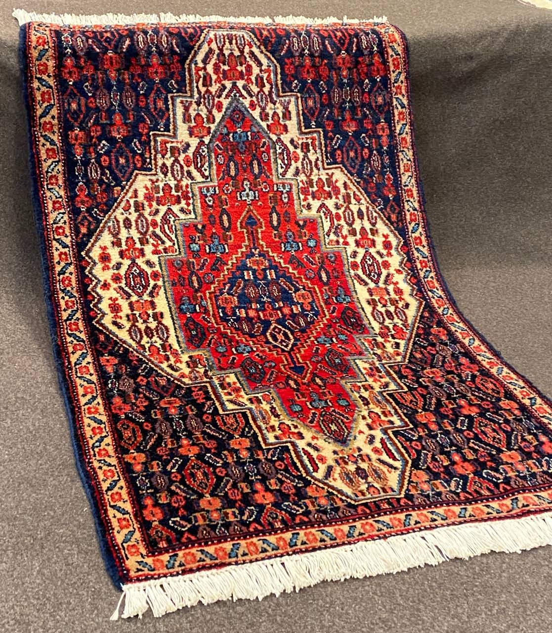 Tappeto Persiano Senneh 106 x 70 cm - immagine 2