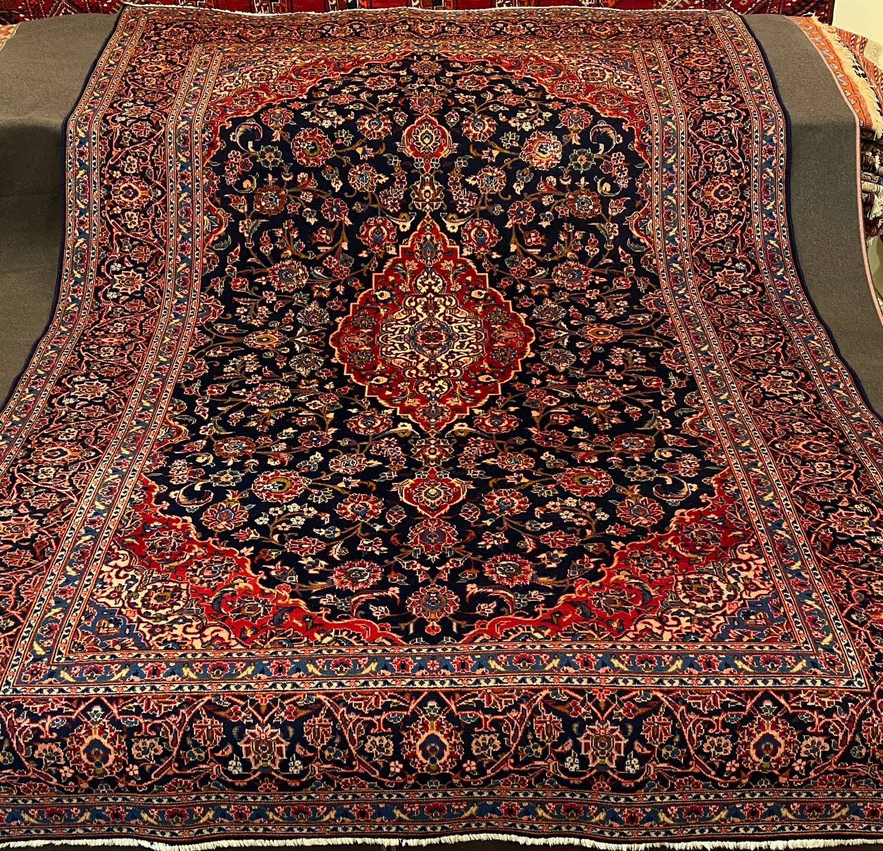 Tappeto Persiano Kashan patina 340 x 230 cm - immagine 3